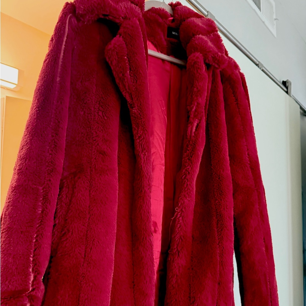 Mink pink red winter coat, satin lining.